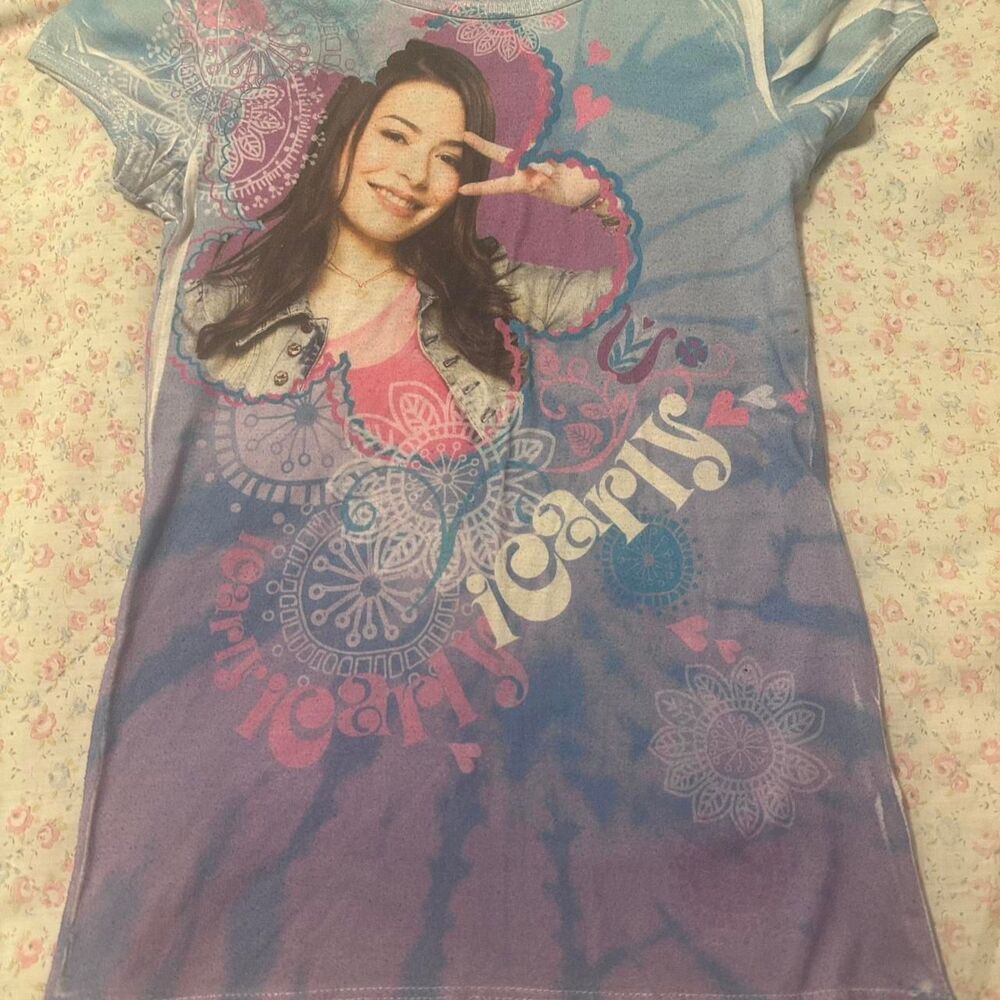 ICarly shirt youth size 10/12